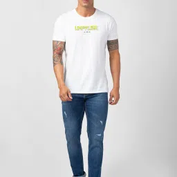Spykar Mid Blue Cotton Comfort Fit Distressed Jeans image 5