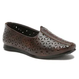 Tiny Bugs Floral Designed Mojaris - Brown image 3