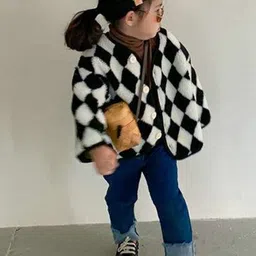 StyleCast x Revolte Girls Colourblocked Monochrome Tailored Jacket image 4