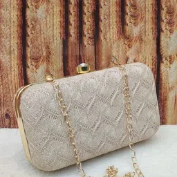 Rapid Costore Embellished Bridal Box Clutch-picture-29