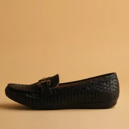 Eridani Women's Iver Black Loafers image 2