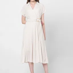 Vero Moda White Regular Fit Midi Dress image 2