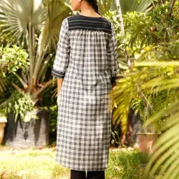 Jaypore White Checked Hand Woven Straight Fit Kurta image 2
