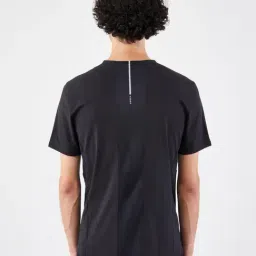 KIPRUN By Decathlon Men Smoked Black Regular Fit T-Shirt image 2