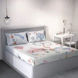 DDECOR Live beautiful Red Cotton Graphic 145 TC Double Flat Bedsheet with 2 Pillow Covers-picture-33