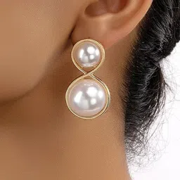 SZN Diamond Shaped Studs Earrings image 3