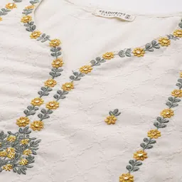 Readiprint Fashions Floral Panelled Thread Work Pure Cotton Kurta With Trousers & Dupatta image 2