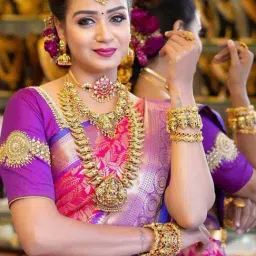 Anjaneya Sarees Red & Purple Silk Woven Saree With Unstitched Blouse image 3