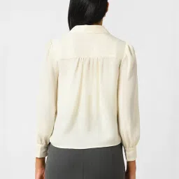 Van Heusen Beige Regular Fit Shirt image 2