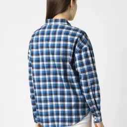 Van Heusen Blue Cotton Checks Shirt image 2