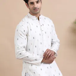 TATTVA Geometric Printed Mandarin Collar Jacquard Cotton Straight Kurta-image-72