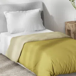 DDECOR Live beautiful Gold Cotton Single Bed Quilt image 2