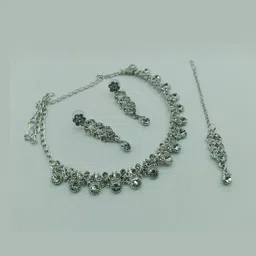 Women Click Silver Plated Stones Studded Jewellery Set-image-1