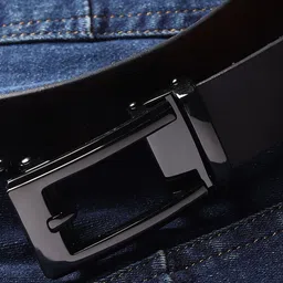 Metronaut Men Textured Leather Formal Belt image 5