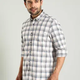 Indian Terrain Off White Regular Fit Checks Shirt image 2
