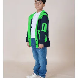 Kiddopanti Fleece Full Sleeves Bellow Cargo Pocket Hooded Sweatshirt With Jeans - Navy & Green & Blue image 4