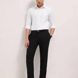 The Bear House White Polycotton Solid Regular Fit Shirt image 5