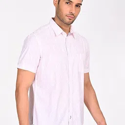 Indian Terrain Men Classic Fit Spread Collar Abstract Printed Cotton Casual Shirt image 4
