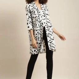 Qurvii White Printed Shrug-picture-14
