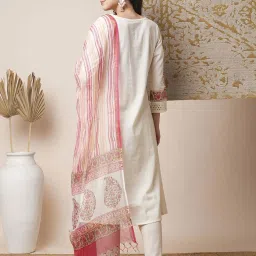 Fashor Off-White Cotton Embroidered Kurta Pant Set With Dupatta image 2