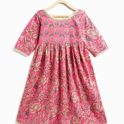 Campana 100% Cotton Woven Three Fourth Sleeves Floral Printed & Gota lace Embellished Kurti - Pink-picture-22