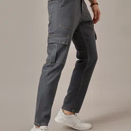 STUDIO NEXX Men Straight Fit Low-Rise Clean Look Non Stretchable Denim Jeans image 4