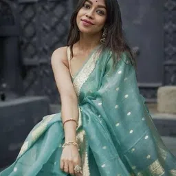 AdoreeStitch Woven Design Zari Linen Blend Handloom Saree image 2