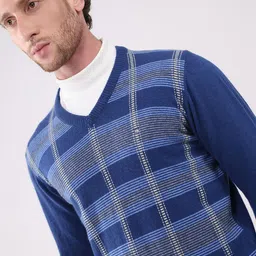 Monte Carlo Men Checked Printed Woollen Pullover image 2