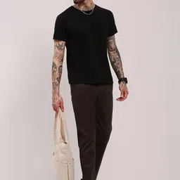 SHOWOFFFF Men Comfort Slim Fit Low-Rise Trousers image 4