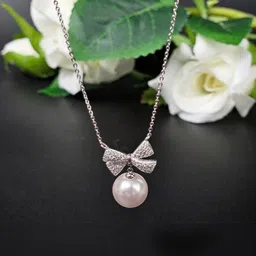 PARASMONI Bow And Pearl Pendant image 4