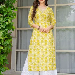 BHATRAS Women Floral Embroidered Mirror Work Floral Kurta image 1