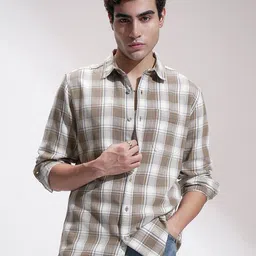 HIGHLANDER Checked Cutaway Collar Slim Fit Cotton Shirt-picture-13