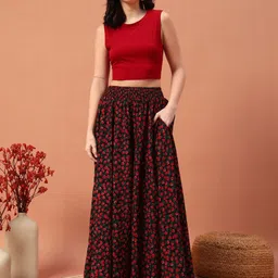 ZWERLON Women Floral Printed Flared Palazzos image 4