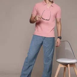 RIG BONE Men Loose Mid-Rise Light Fade Jeans image 2