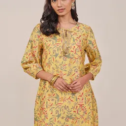 Global Desi Floral Printed Tie Up Neck Straight Kurti-picture-31