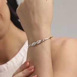 Mia by Tanishq 14 Kt Gold Graceful Drift Diamond Bangle - 7.648 g image 3