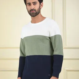 Crimsoune Club Men Colourblocked Pullover image 3
