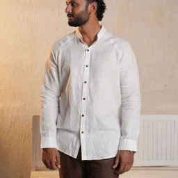 Pratha-house of linen Men Comfort Fit Solid Mandarin Collar Casual Shirt image 4