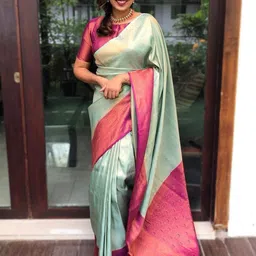 Munir Woven Design Zari Silk Blend Banarasi Saree-picture-15