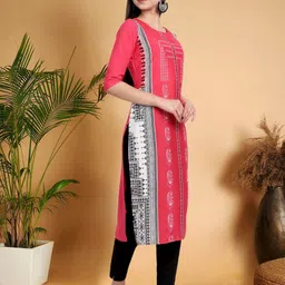 7Threads Women Ethnic Motifs Printed Floral Crepe Kurta image 5