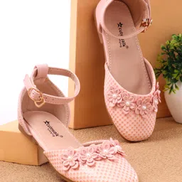 Cute Walk by Babyhug Bellies with Buckle Closure Floral Applique - Pink-image-52