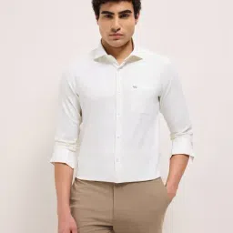The Bear House Cream Polycotton Solid Regular Fit Shirt-image-54
