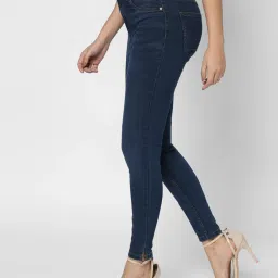 Vero Moda Dark Blue Blended Skinny Fit High Rise Jeans image 3