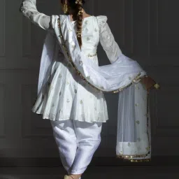 Monk and Mei Ivory White Cleopatra Ashen Dhoti Set image 3