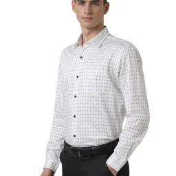 Peter England White Cotton Regular Fit Printed Shirt image 3