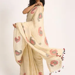 AWRIYA Ethnic Motifs Printed Saree image 5