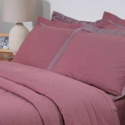 Maspar Solid Red 300 Cotton Double Quilt image 3