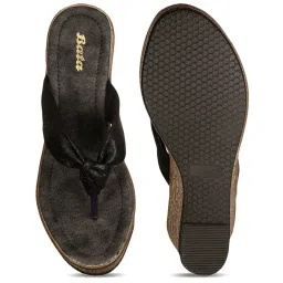 Bata Women's Luisa Black Thong Wedges image 3