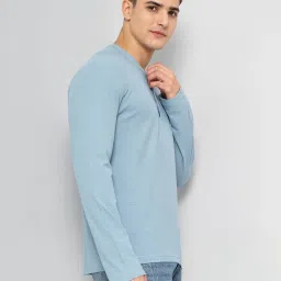 celio celio* Blue Comfort Fit Self Design Henley T-Shirt image 3