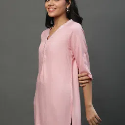 Aurelia Pink Embroidered Straight Kurti image 3